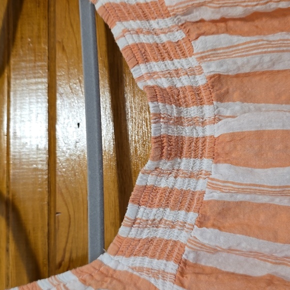 A.N.A. Peachy Striped Ballon Sleeve Crop Top L - Picture 2 of 3